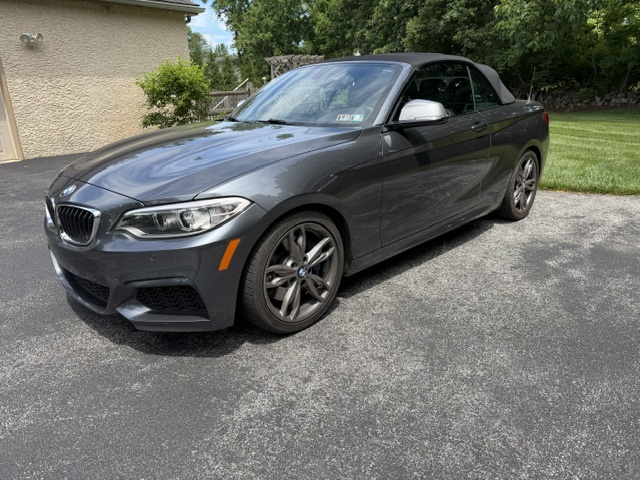 2015 BMW M235i 10