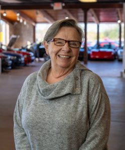 Elizabeth Dasch, Office Admin